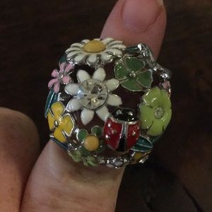 Flower Ring, LIKE NEW